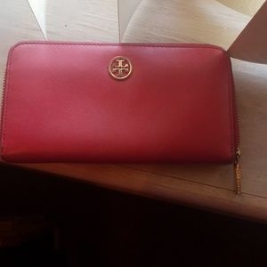 Tory burch red and gold wallet